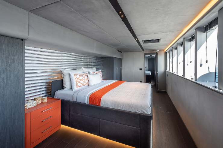 VisionF 82 - visionf.com