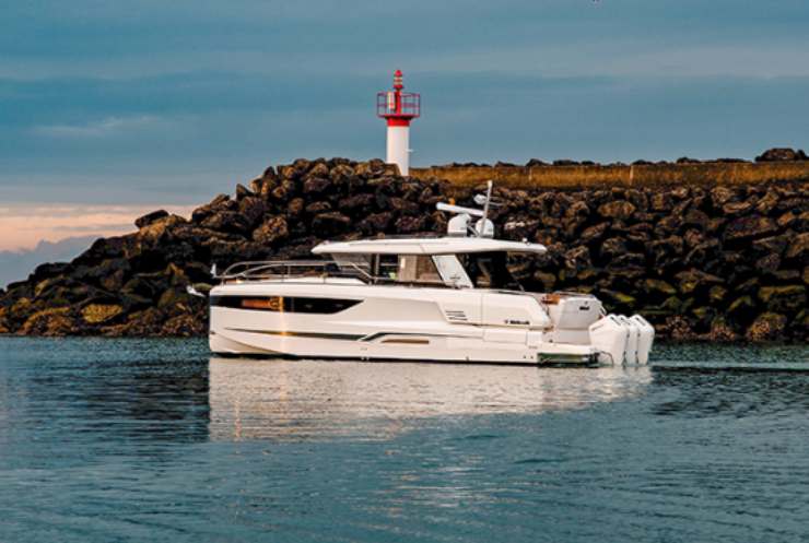 Wellcraft 44 Explorer - wellcraft.com