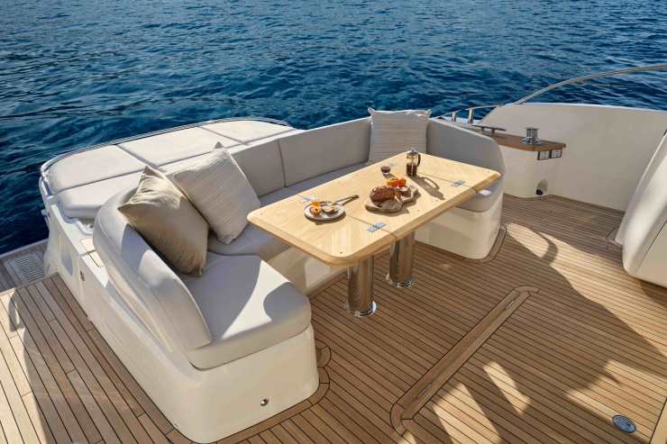Princess V65 - princessyachts.com