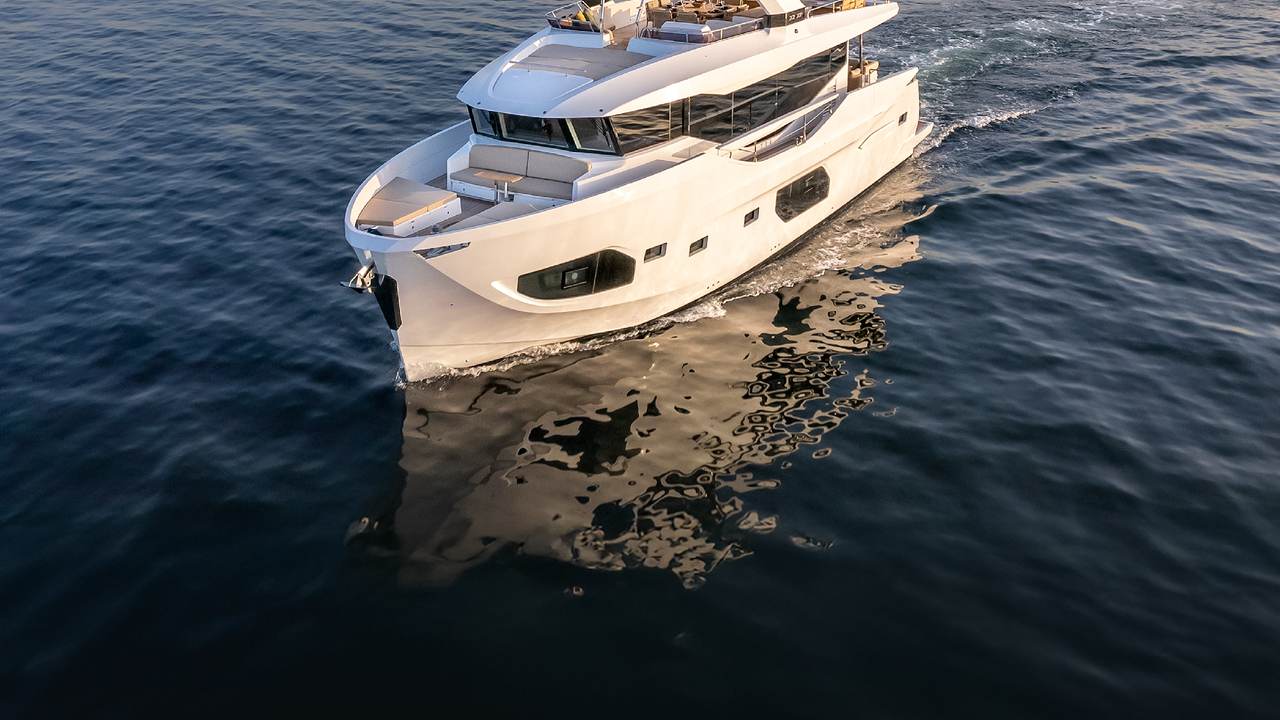 Numarine 22XP visto dall’alto in rada