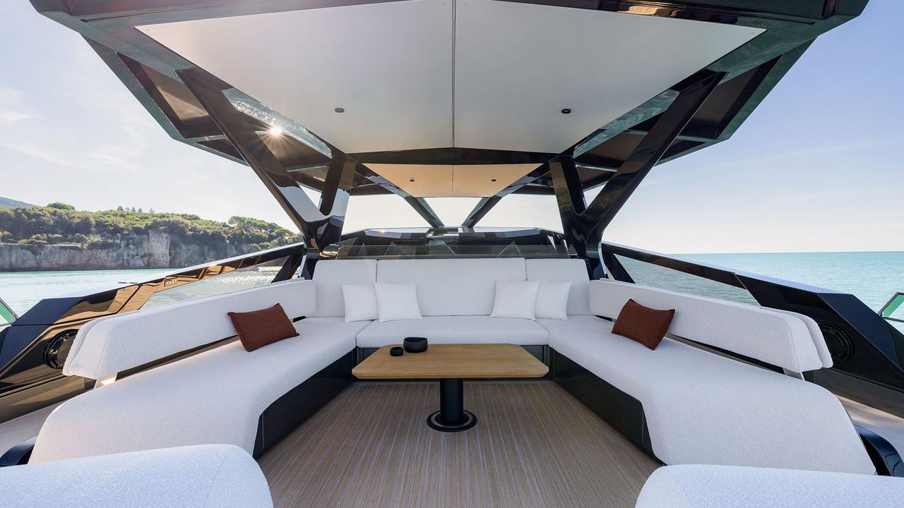 Sundeck del Wallywhy 150