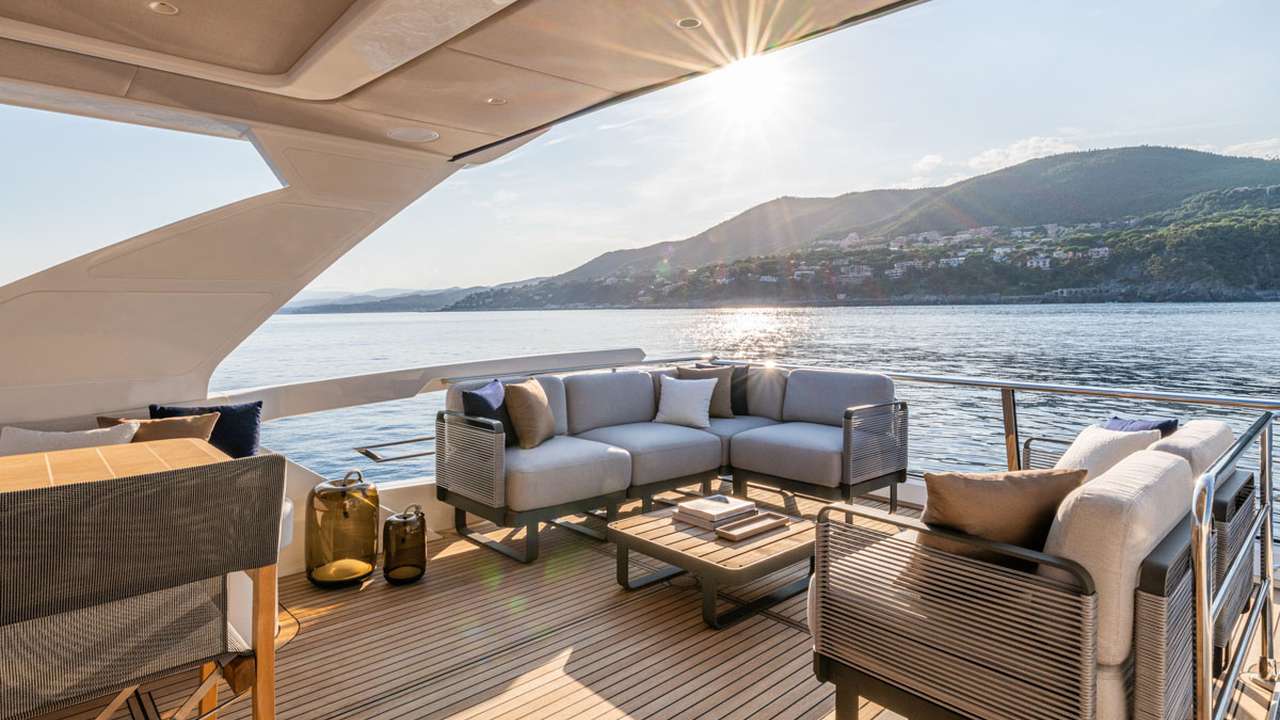 Ponte Aérea por Navetta Absoluta 62