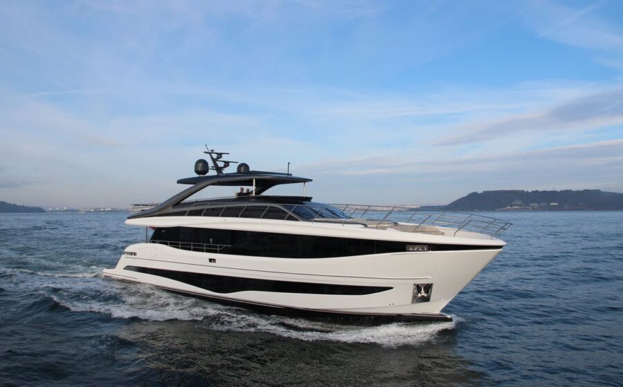 Princesse Y95 en navigation