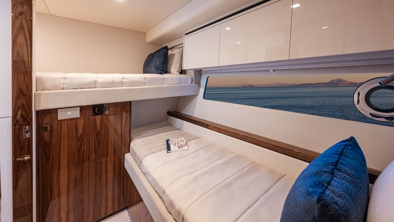 Cabin guests of the Riviera 6800 Sport Yacht