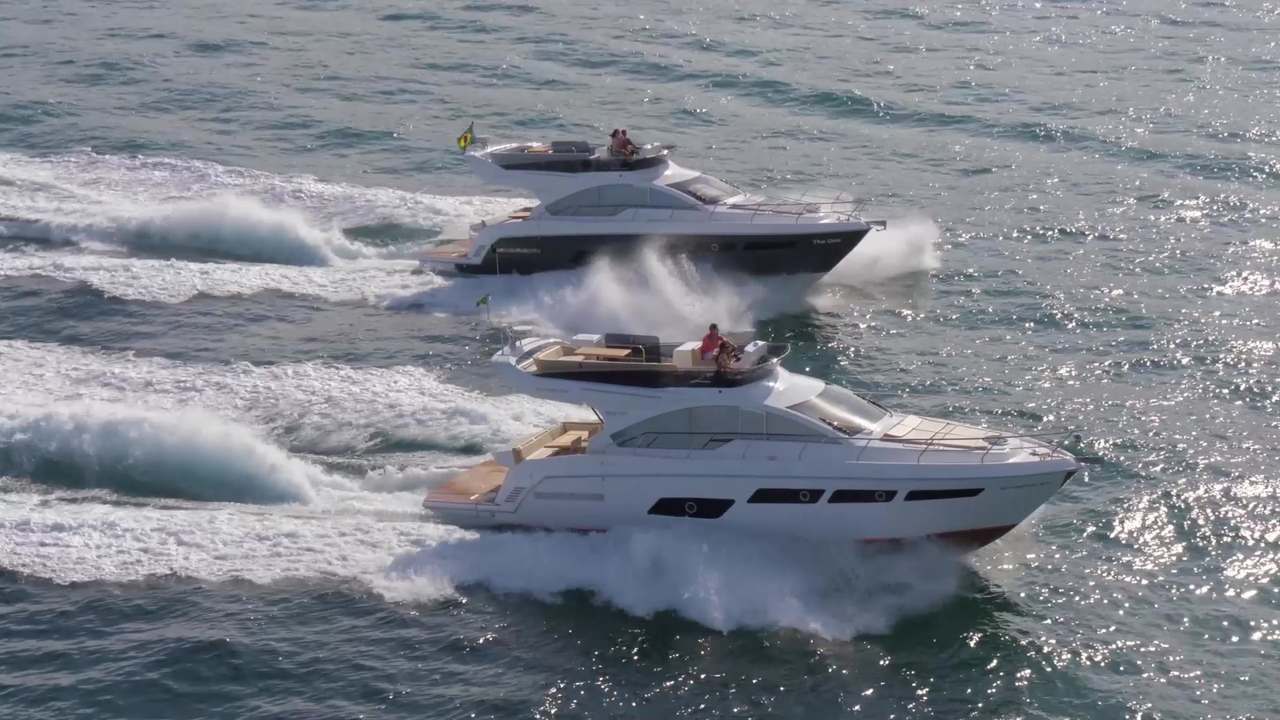 Schaefer 510 GT in navigazione con più unità