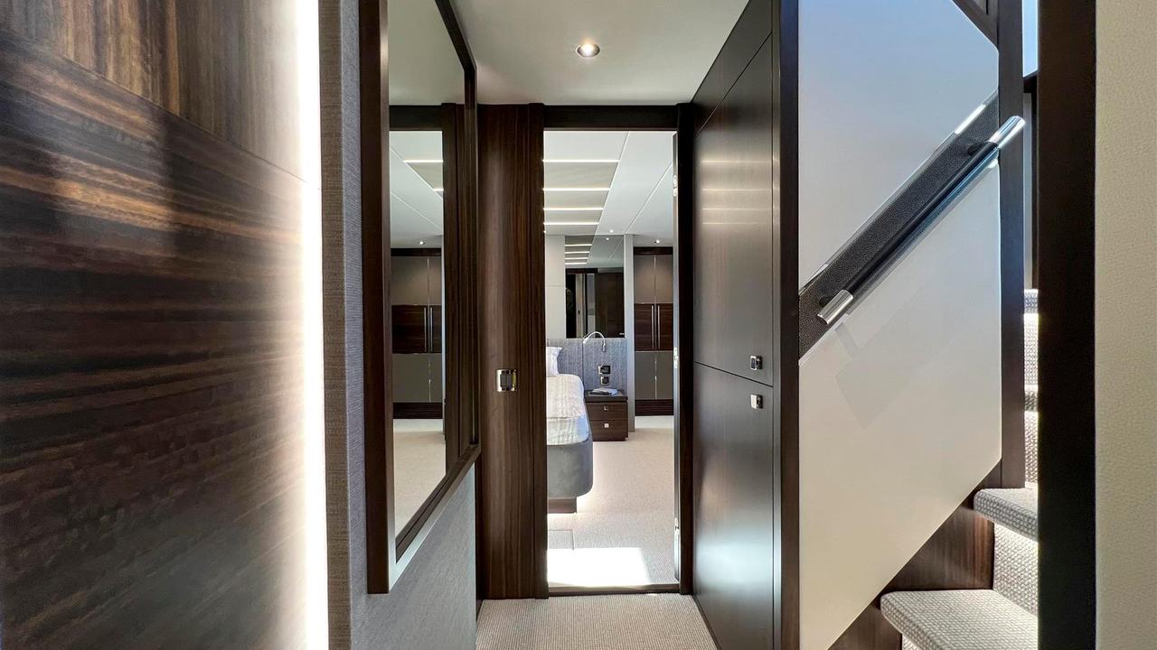 Dettaglio interno del Sunseeker 76 Yacht