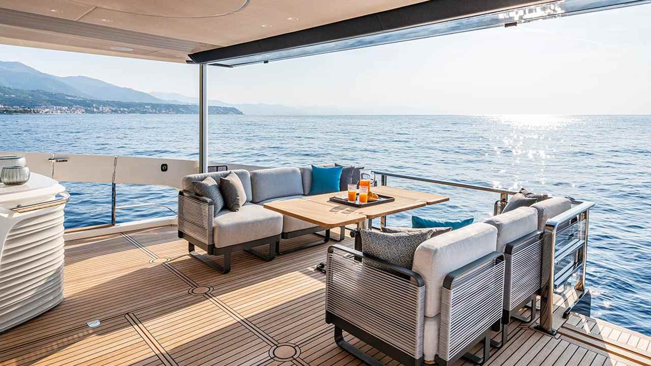 Pozzetto on the terrace of Absolute Navetta 70