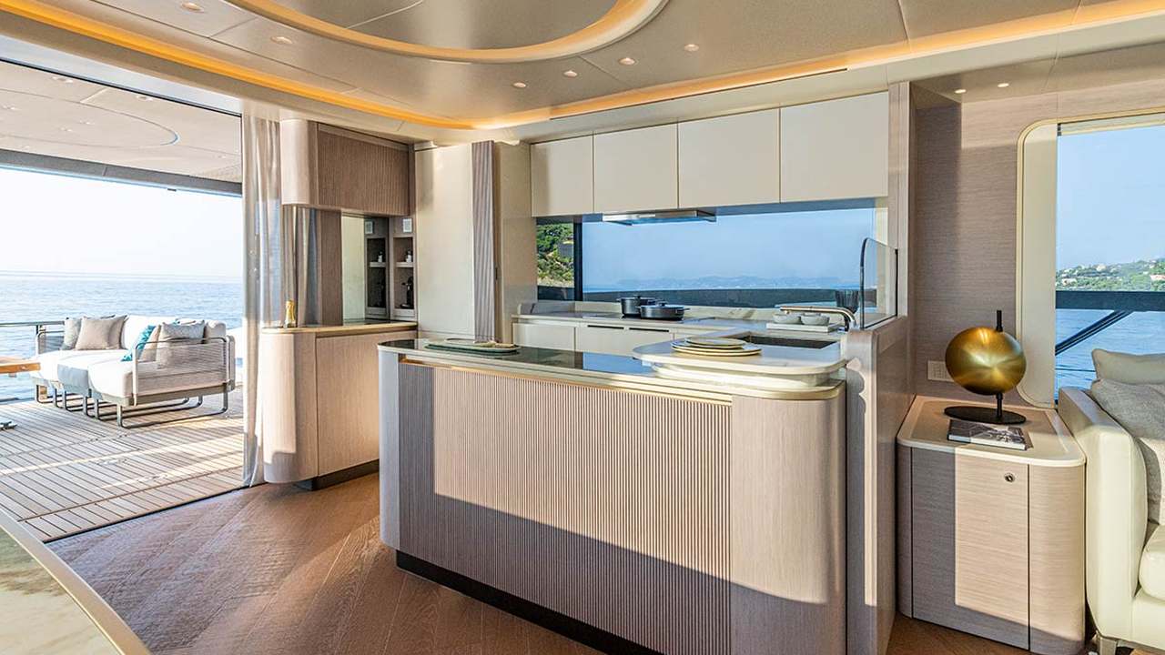 Kitchen of Absolute Navetta 70