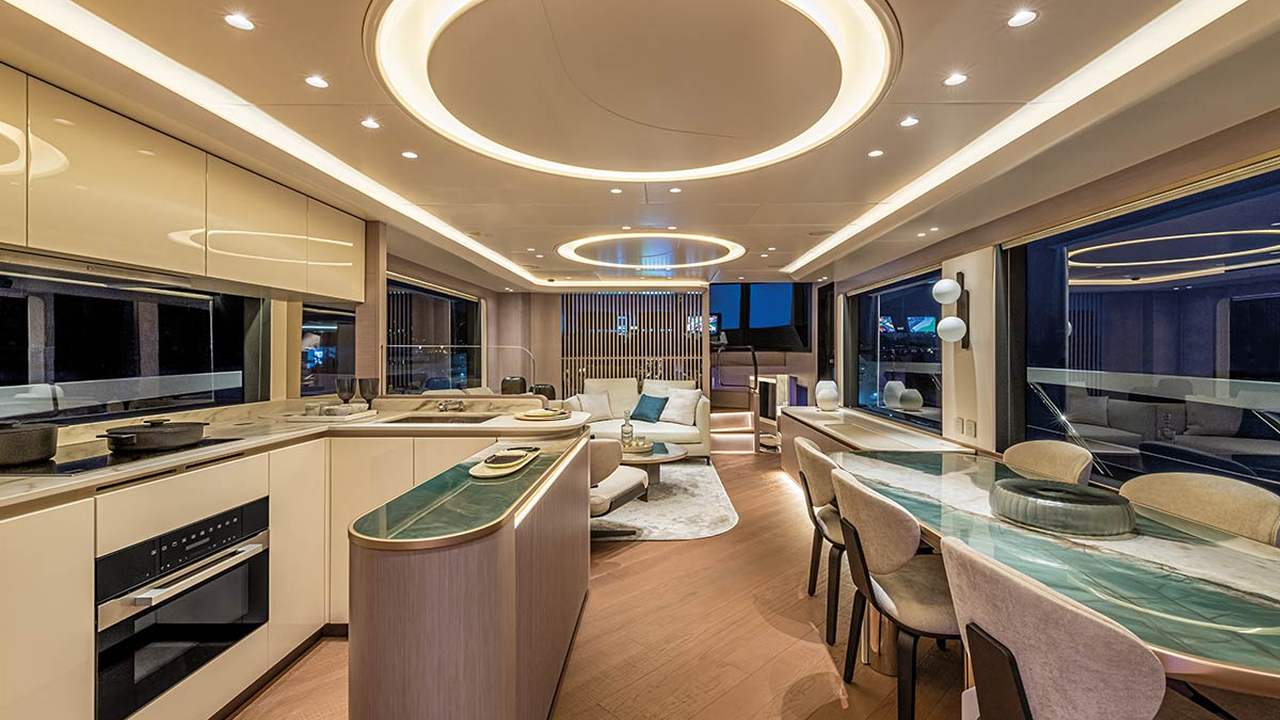 Dining area of Absolute Navetta 70