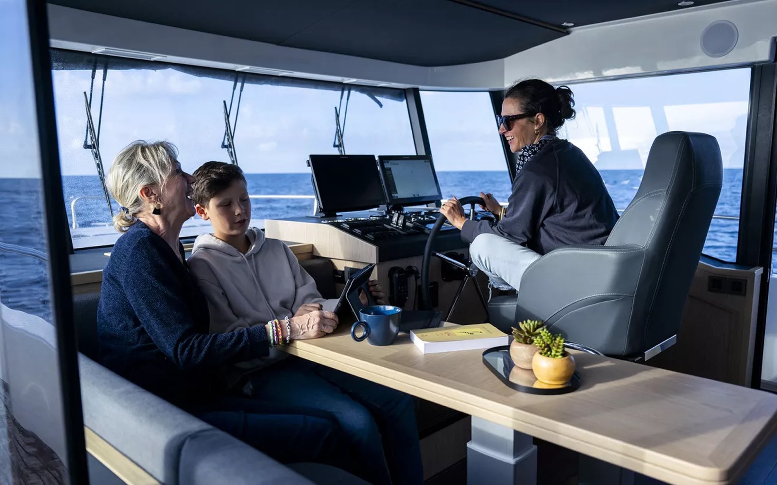 Beneteau Swift Trawler 54: passagemaker moderno con 3.440 litri di gasolio — fotografia 9