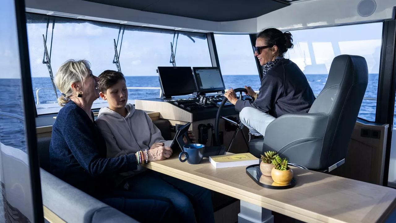 Beneteau Swift Trawler 54: passagemaker moderno con 3.440 litri di gasolio — fotografia 9