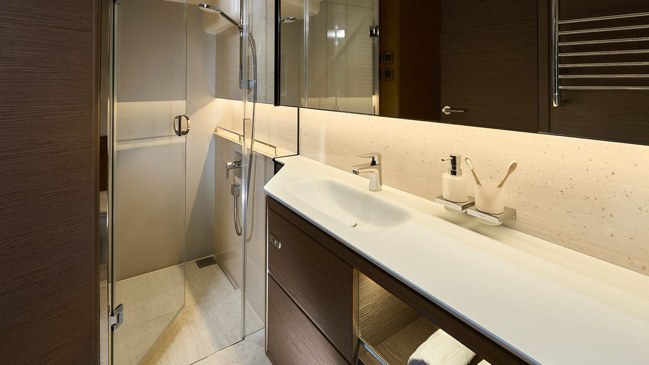 Bagno armatoriale della Princess F58