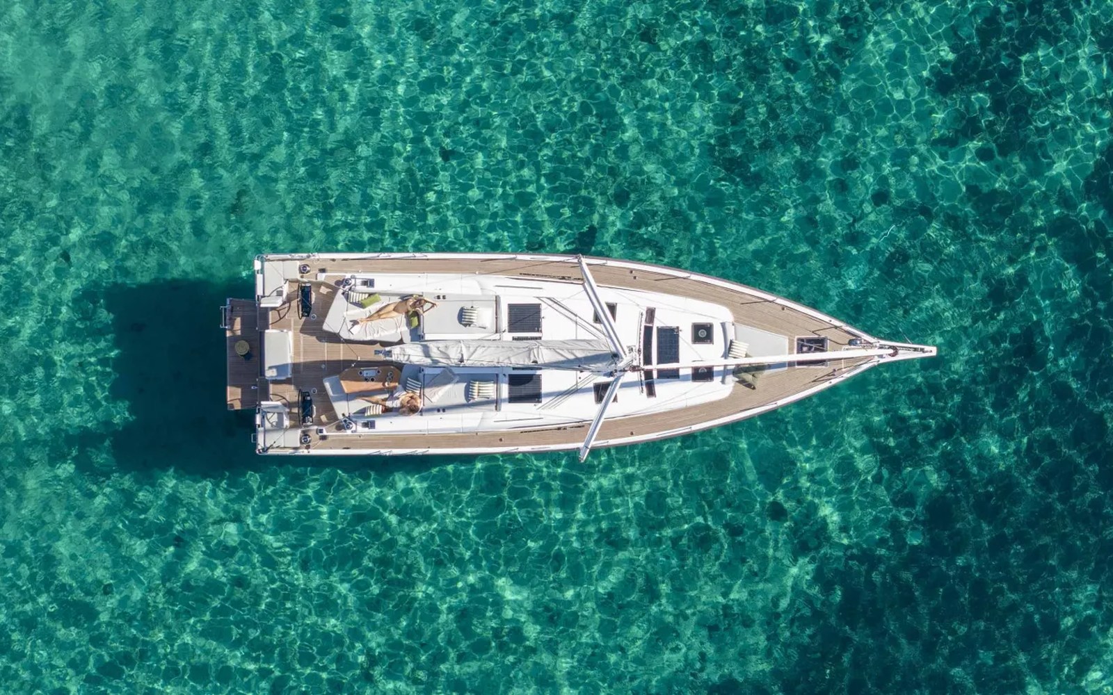 Beneteau Oceanis 52: 30% di pozzetto in più e una carena pensata per navigare — fotografia 8