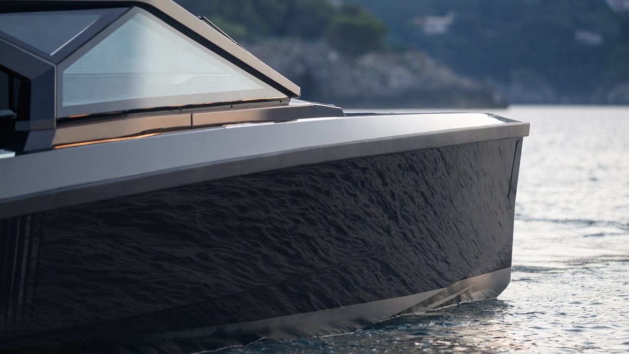 Wallypower50: day cruiser da 36 nodi con IPS o quattro fuoribordo — fotografia 10