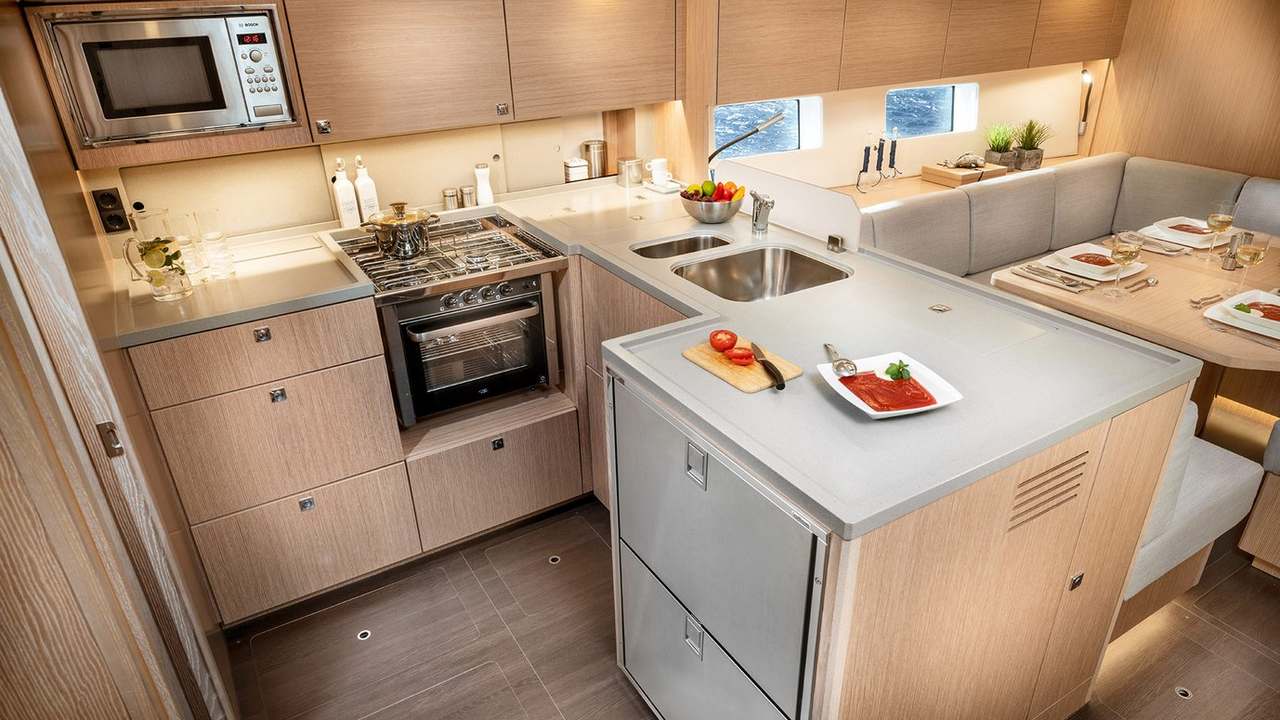 Cucina a isola del BAVARIA C50