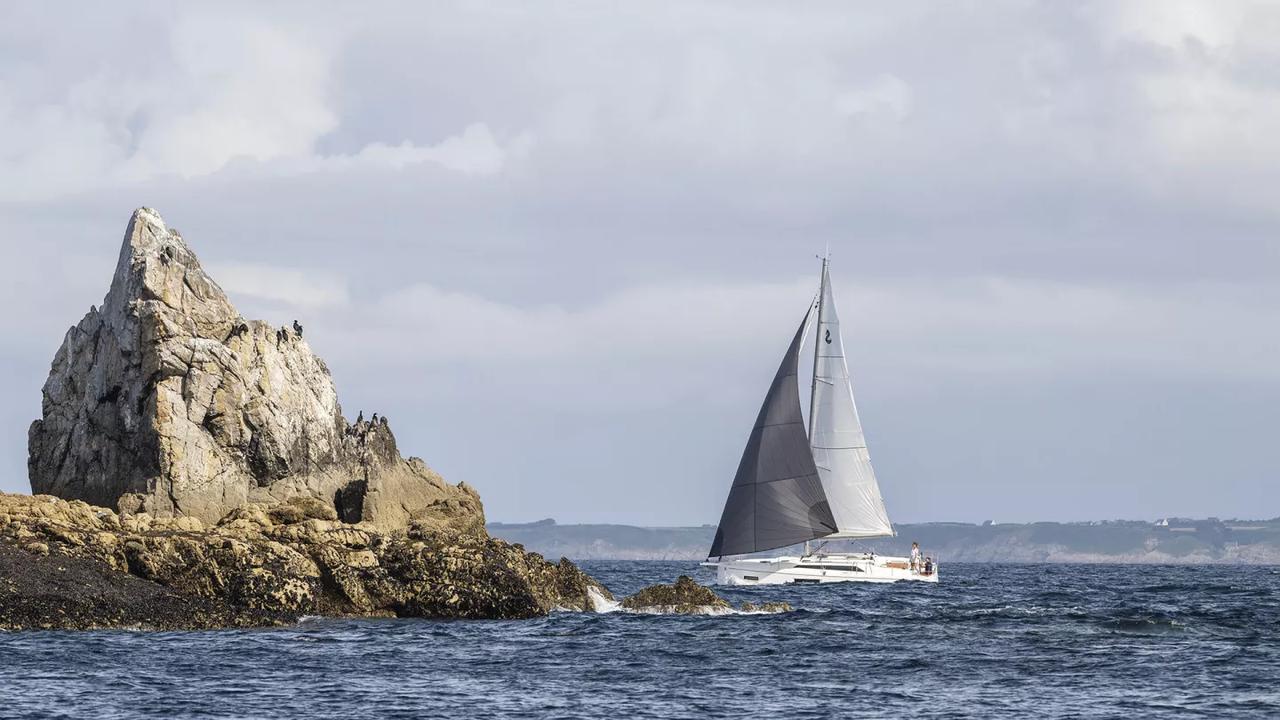 Oceanis 37.1 in navigazione costiera