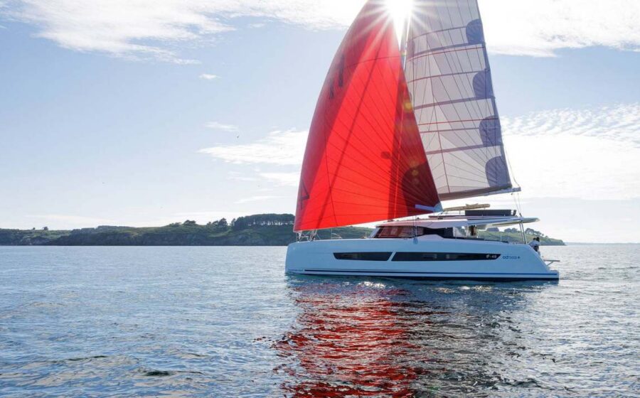 Fountaine Pajot FP48 in navigazione con gennaker