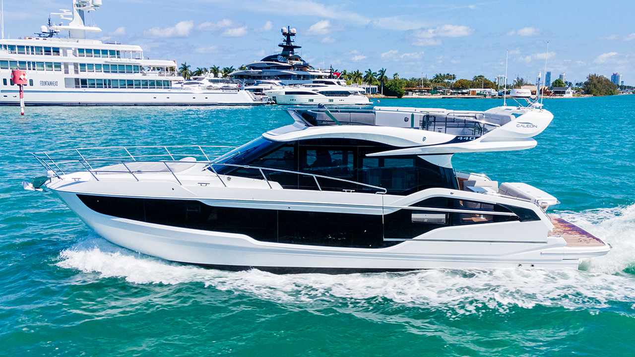 Galeon 440 Vol en navigation