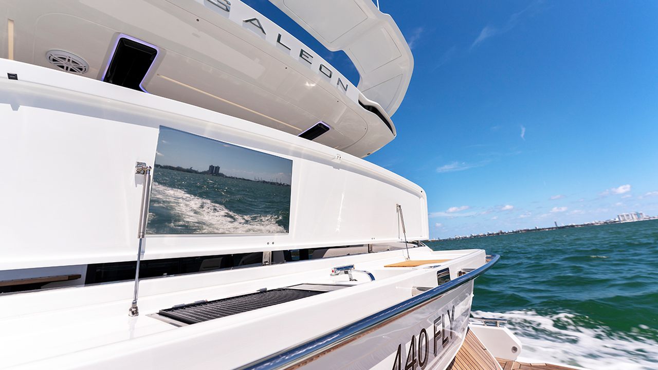 Balcon latéral Plage Mode du Galeon 440 Vol