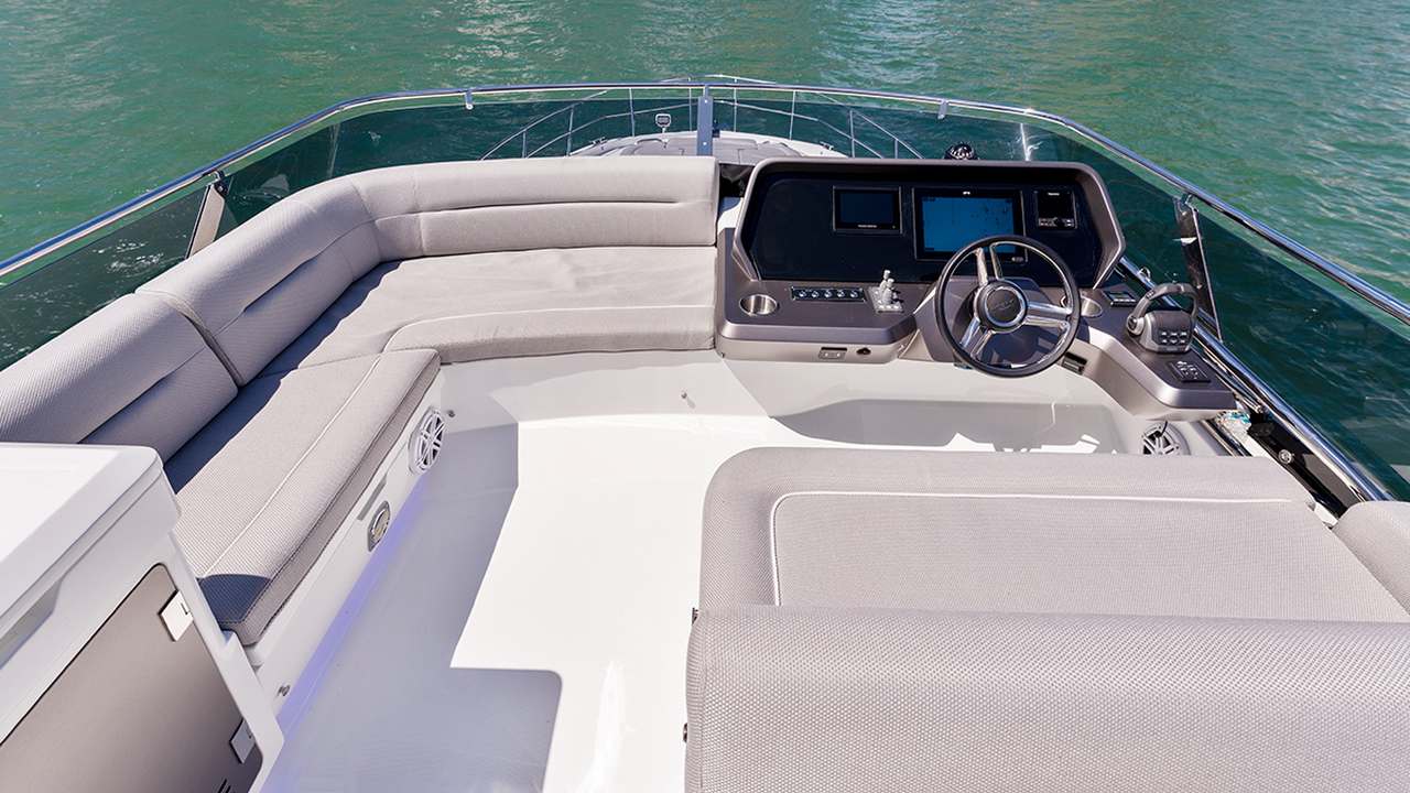 Haut du Galeon 440 Vol