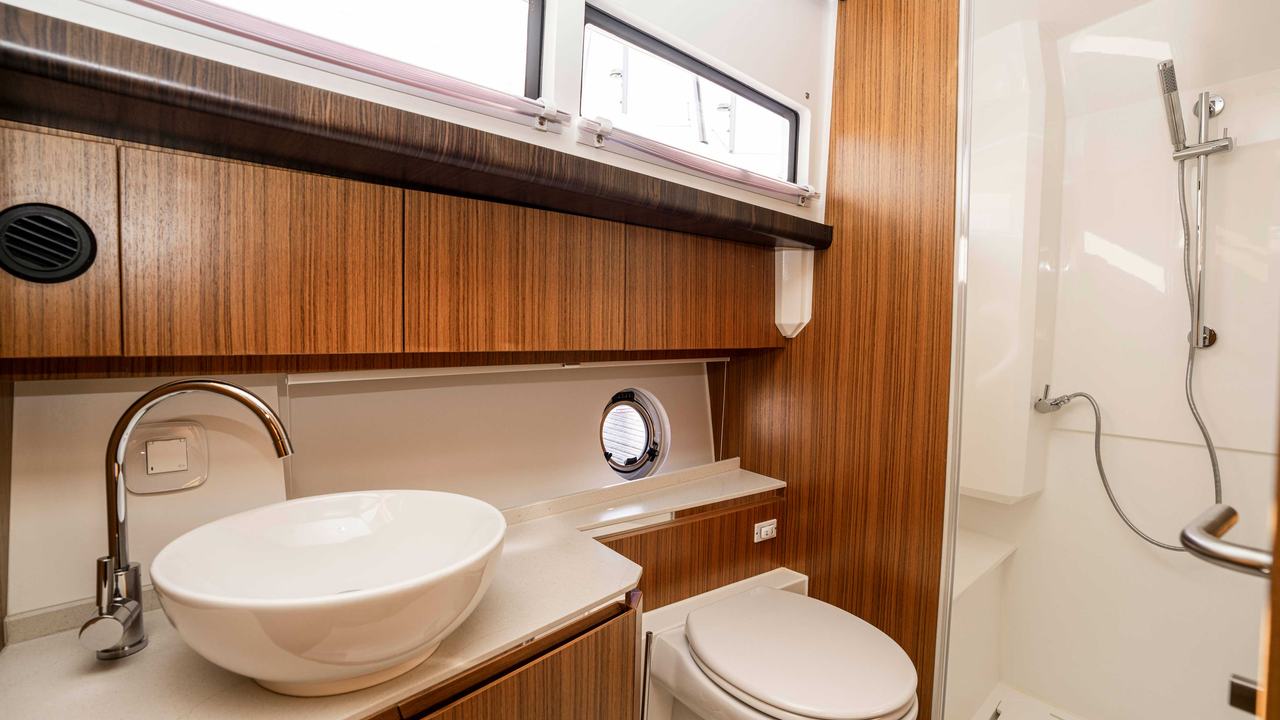 Salle de bains avec douche Greenline 42