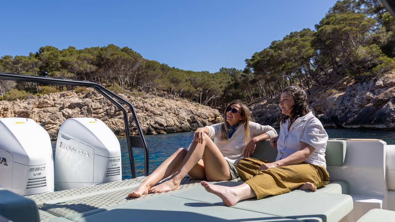 Highfield ADV 9: cabin crossover da 50 nodi e 250 miglia — fotografia 4