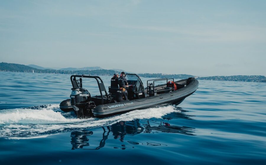 Highfield Patrol 860 in navigazione