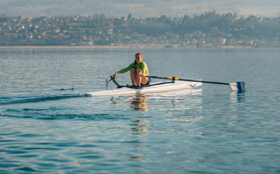 Liteboat LiteRIVER in voga su acqua calma