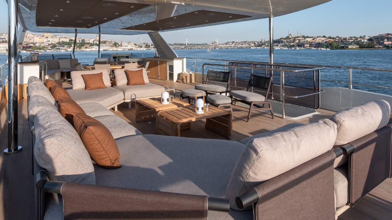 Flybridge del Numarine 27XP