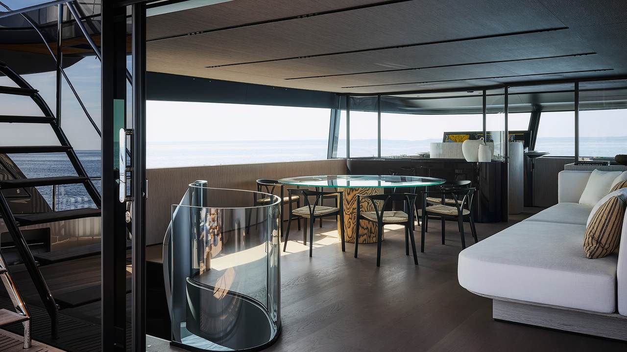 Lounge superiore del Sanlorenzo SX120