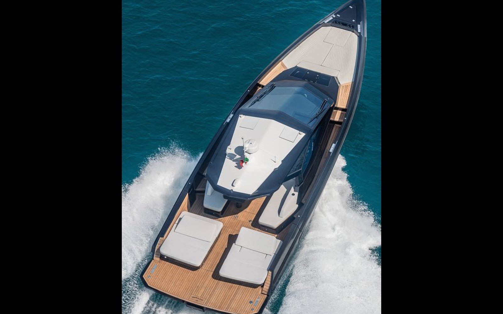 Wallypower50: day cruiser da 36 nodi con IPS o quattro fuoribordo: componenti di coperta