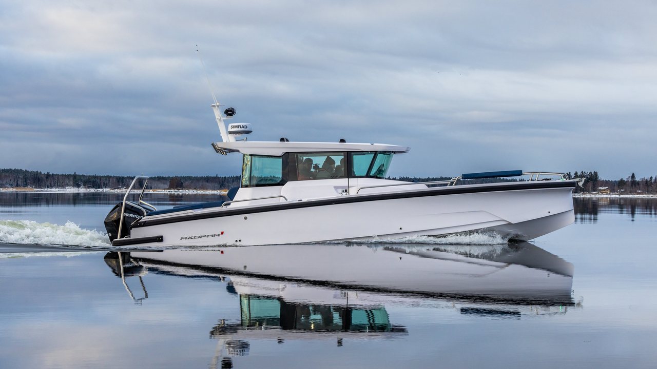 Axopar 29 XC Cross Cabin in navigazione