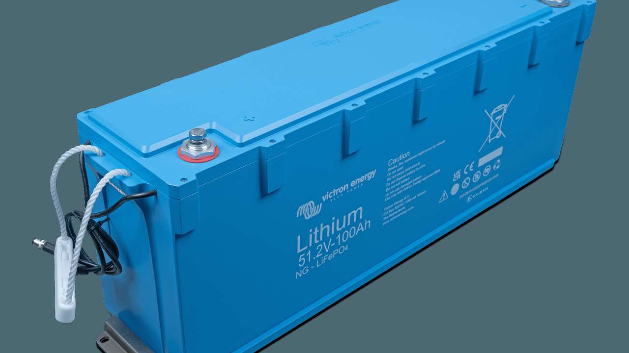 Restoration of Lithium Batteries in Boat 8
