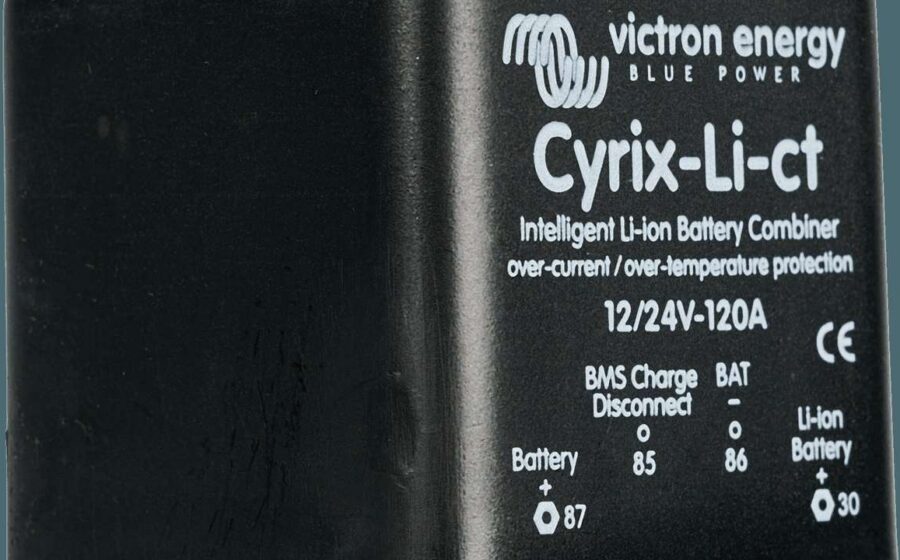 Diagnosi separatore batterie Victron Argo in barca 1