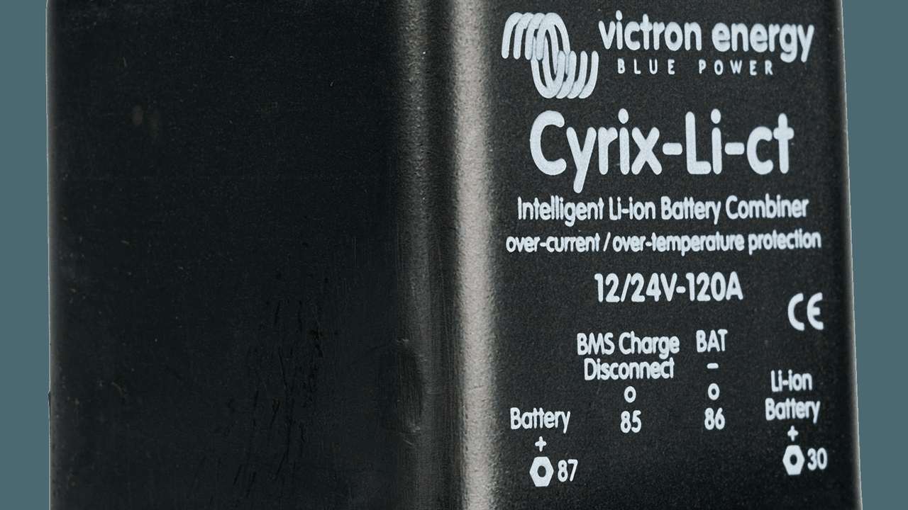 Diagnosi separatore batterie Victron Argo in barca 1