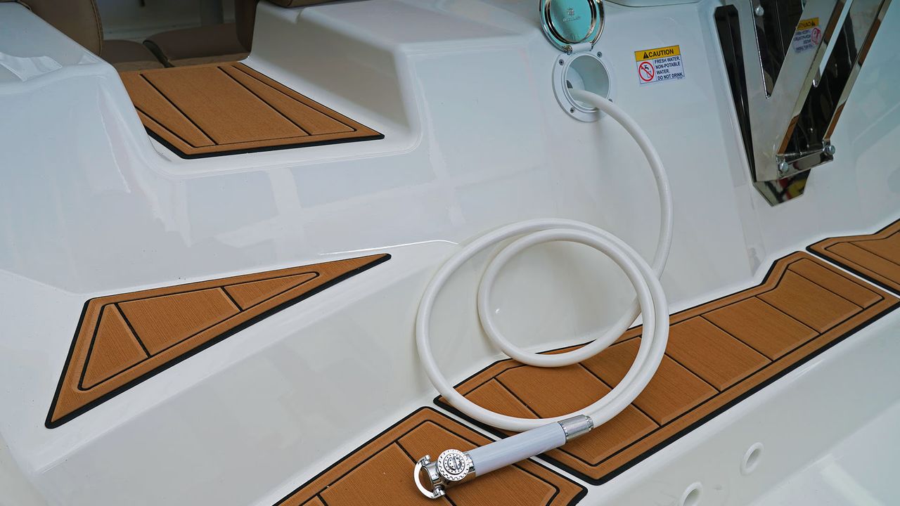 Doccia del BRIG Eagle 10