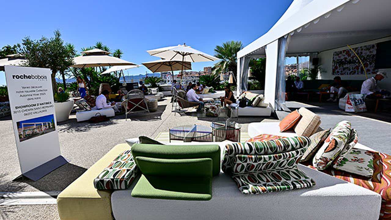 Lounge per visitatori al Cannes Yachting Festival