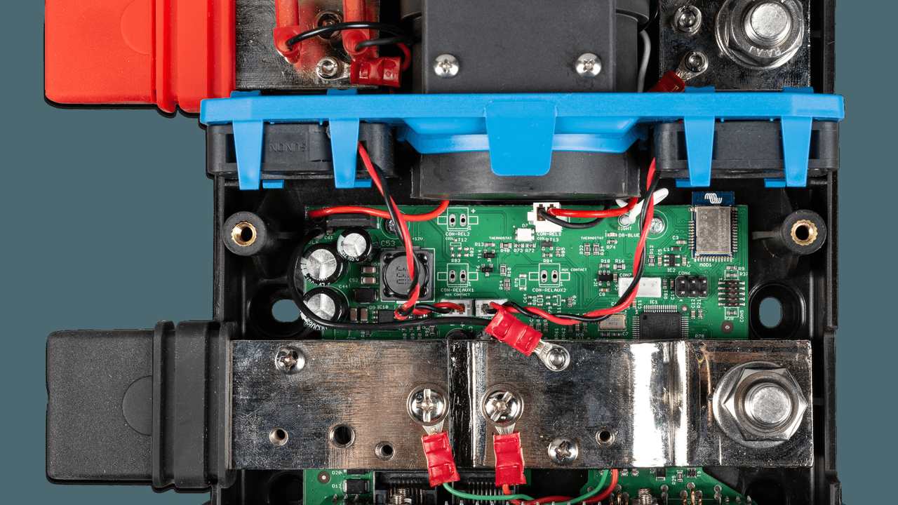 Checklist shunt e BMS Victron Lynx in barca 8