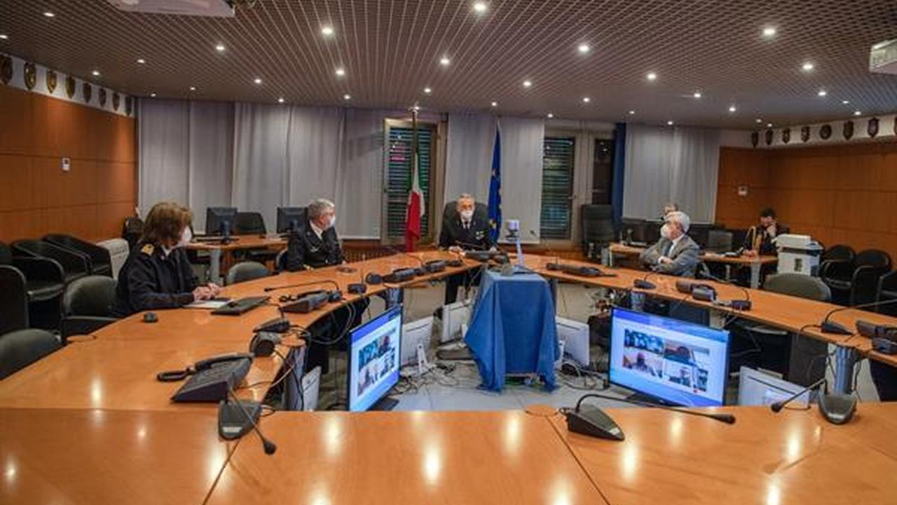 Sala di coordinamento predisposta per una videoconferenza