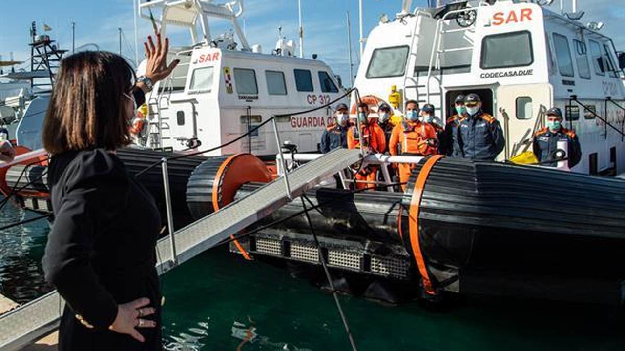 Mezzi di soccorso marittimo durante un’operazione