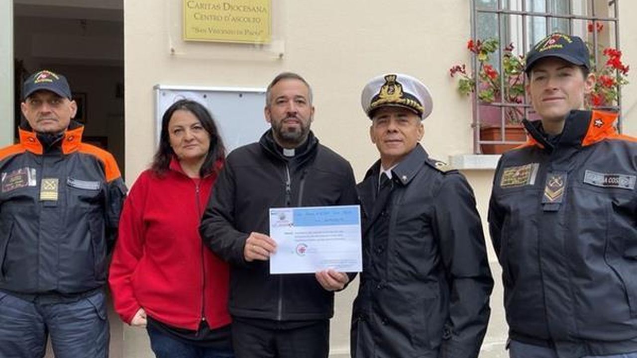 Unità della Guardia Costiera durante attività operativa