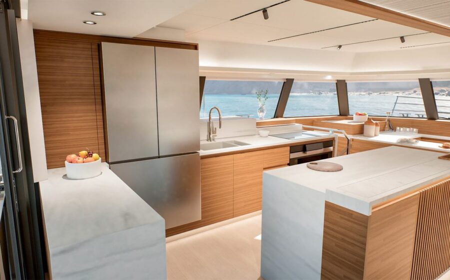 Cucina del Fountaine Pajot FPY 70