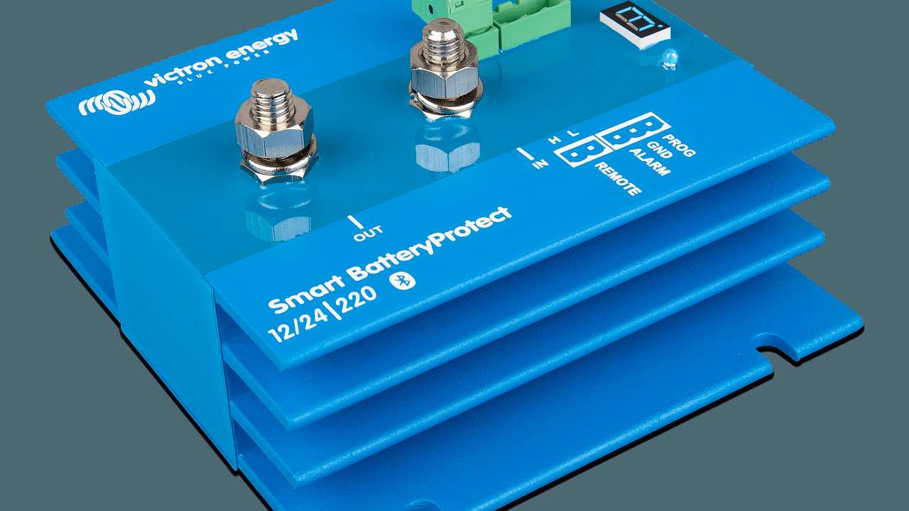 Diagnosis Victron Smart BatteryProtect in Boat 3