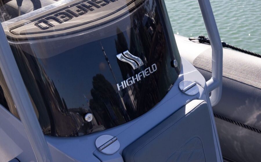 Highfield Patrol 600 console