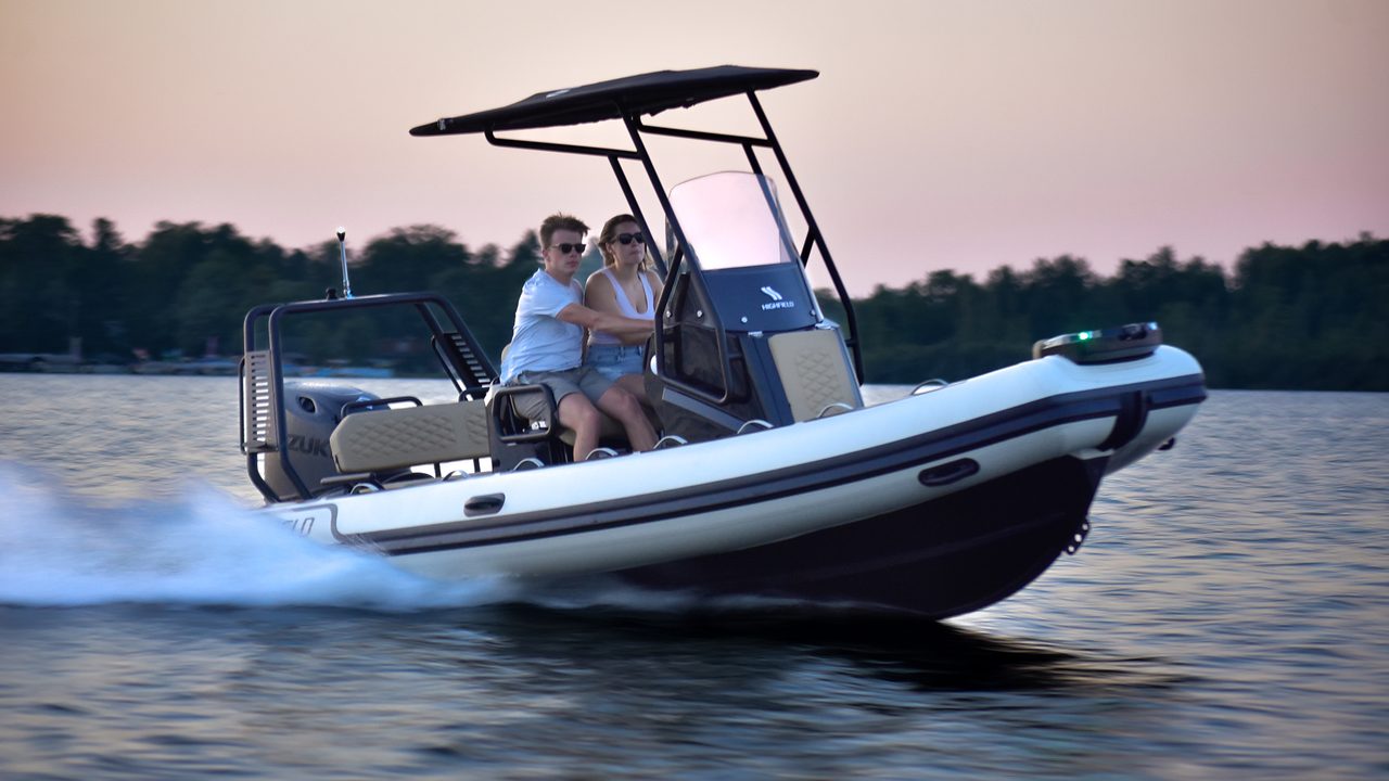 Highfield Sport 560 in navigazione