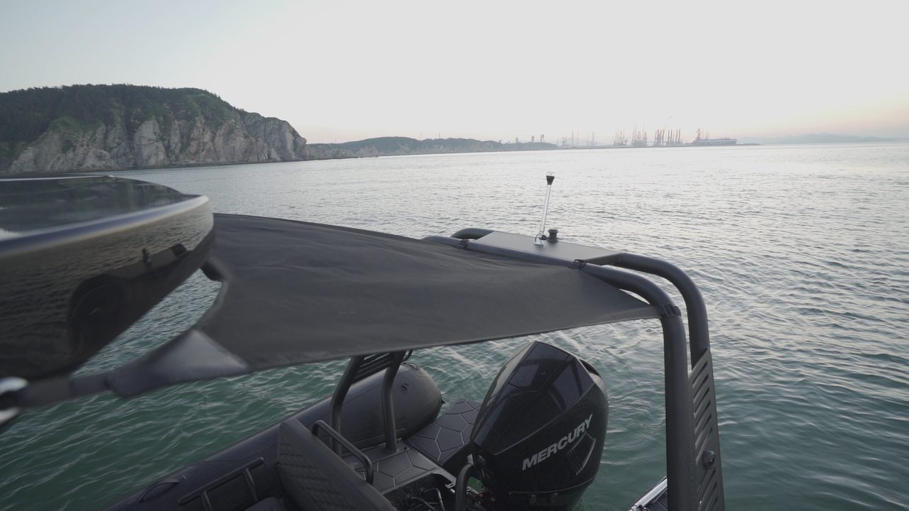 Piattaforma di poppa del Highfield Sport 700