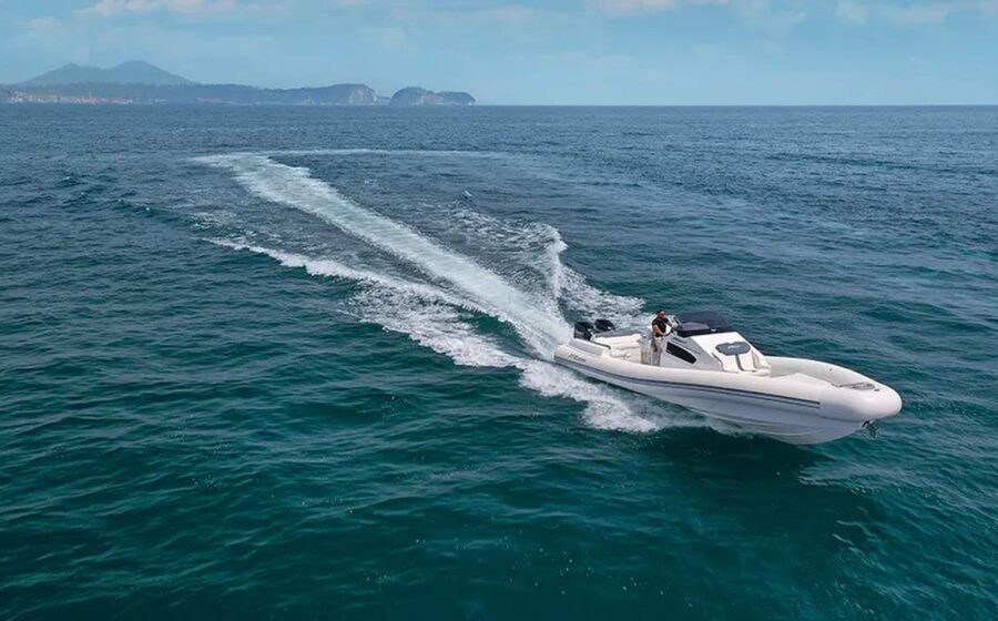 PY Yacht PY10.OPEN ripreso dall'alto