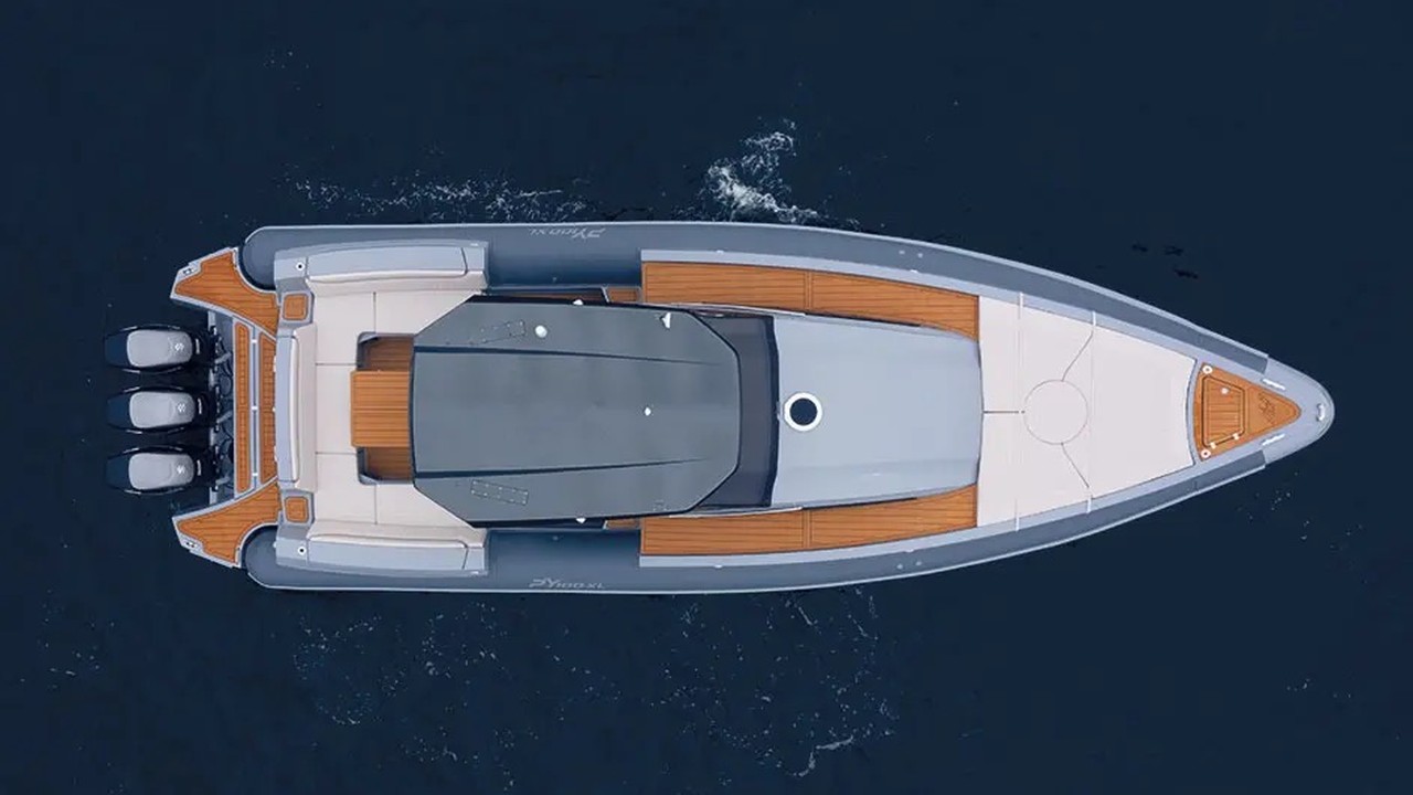 PY Yacht PY100 XL visto dall'alto