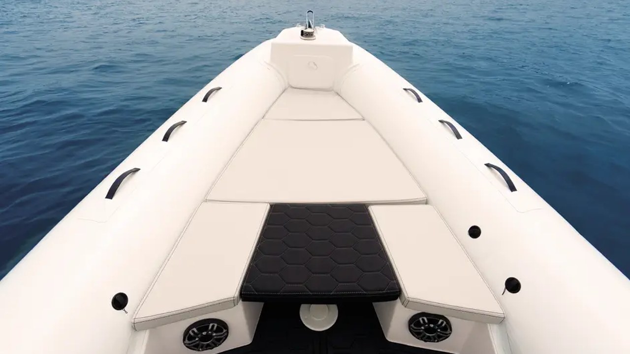 Prendisole prodiero del PY Yacht PY60