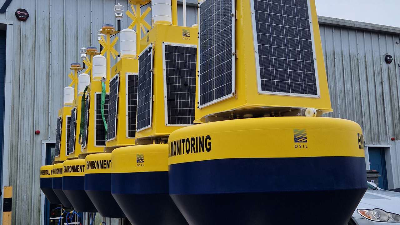 Installazione ufficiale di riflettore radar